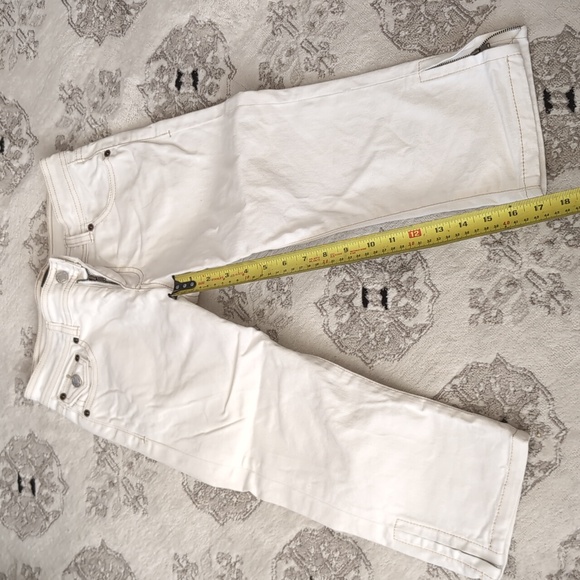 Sz 2(32) MEXX Capris white Jeans - Women’s - Picture 2 of 8